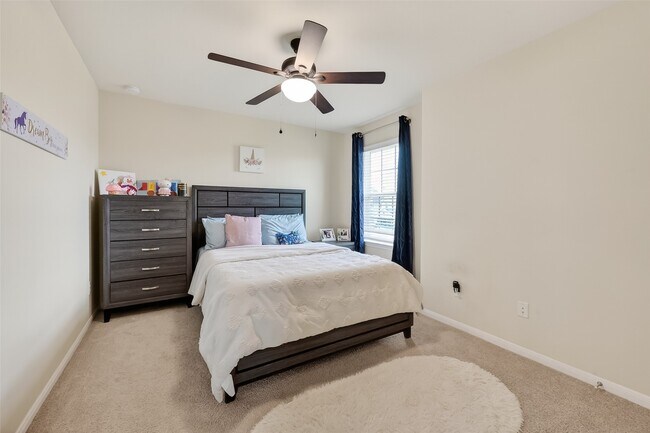 Building Photo - 6215 Prince Pl Dr