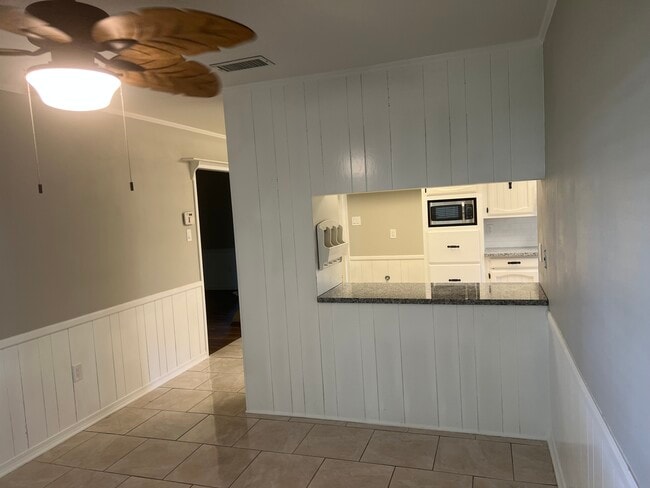 Building Photo - 4343 Lassen Dr