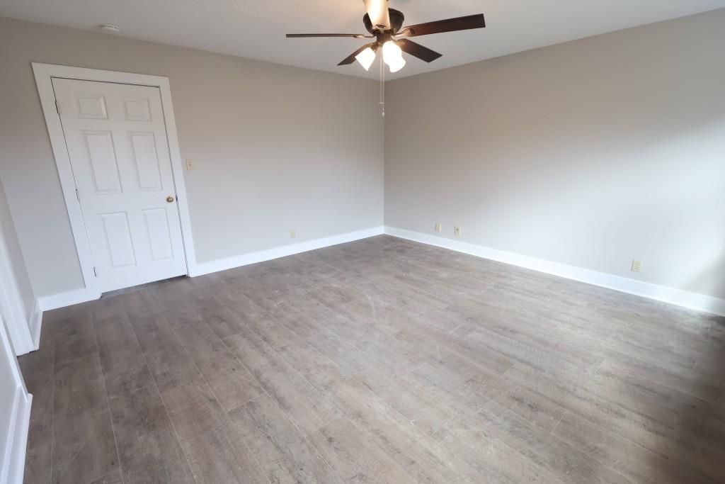 Building Photo - 1985 Briarcliff Rd