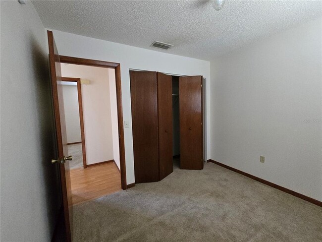 Building Photo - 11112 SW 78th Ave