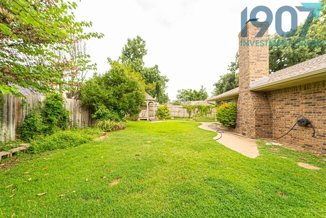 Building Photo - 4405 Manchester Ct