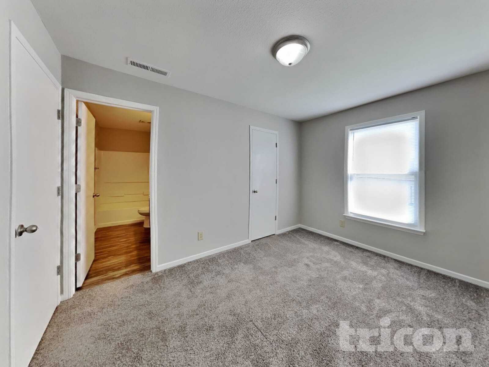 Building Photo - 695 Cross Wind Dr