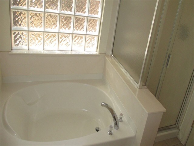 Building Photo - 2567 W Amber Sun Dr