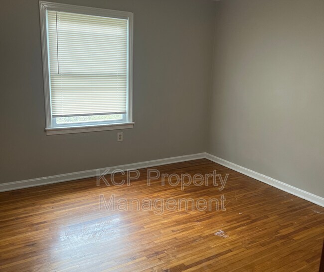 Building Photo - 3406 Gary St