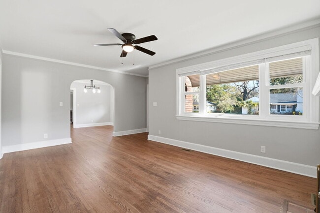 Building Photo - 32 Moore Dr