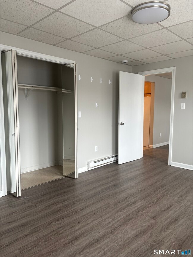 Building Photo - 82 S Main St