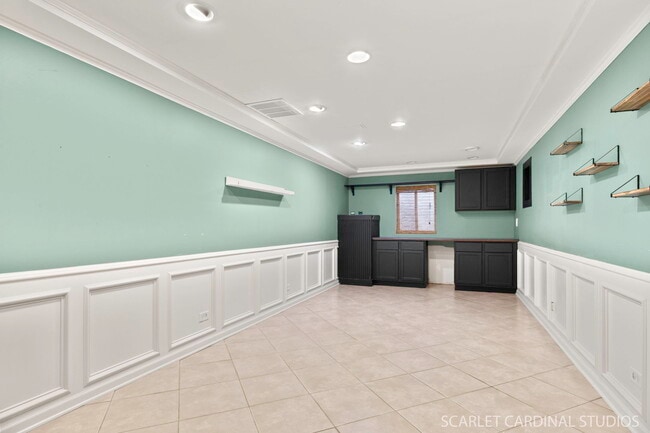 Building Photo - 2783 Hillsboro Blvd