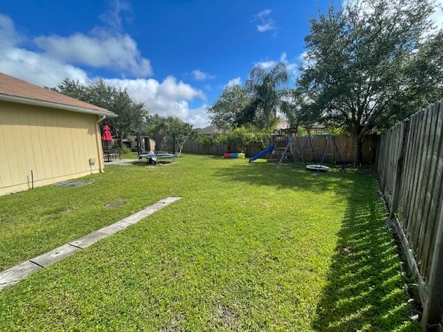 Building Photo - 736 Wynfield Cir