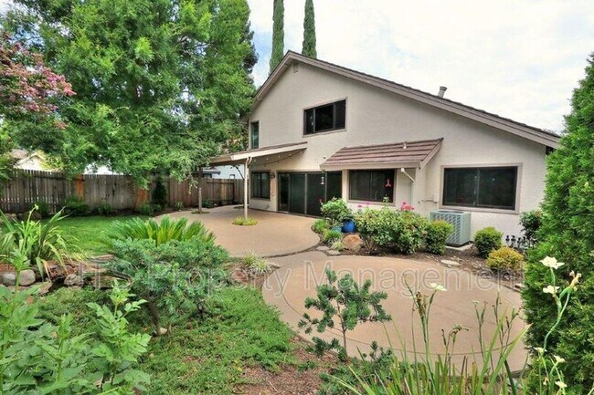 Building Photo - 2173 Roaring Camp Dr