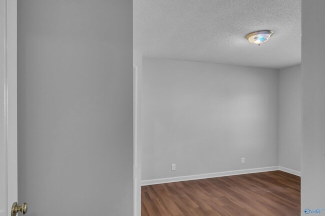 Building Photo - 212 Warfe Ct