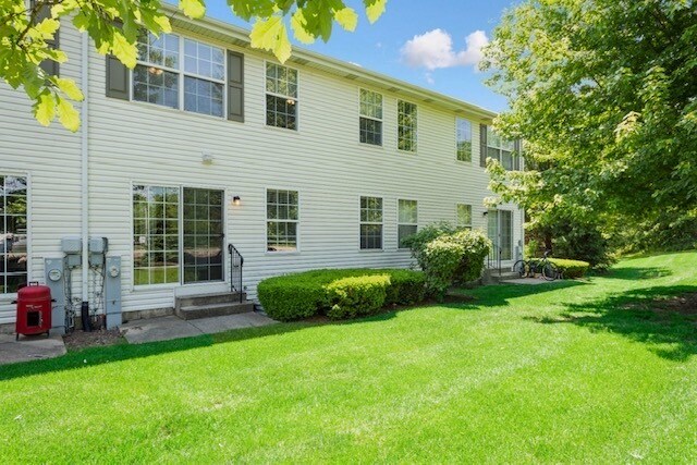Building Photo - 2341 Stoughton Cir