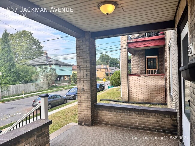 Building Photo - 857 Jackman Ave