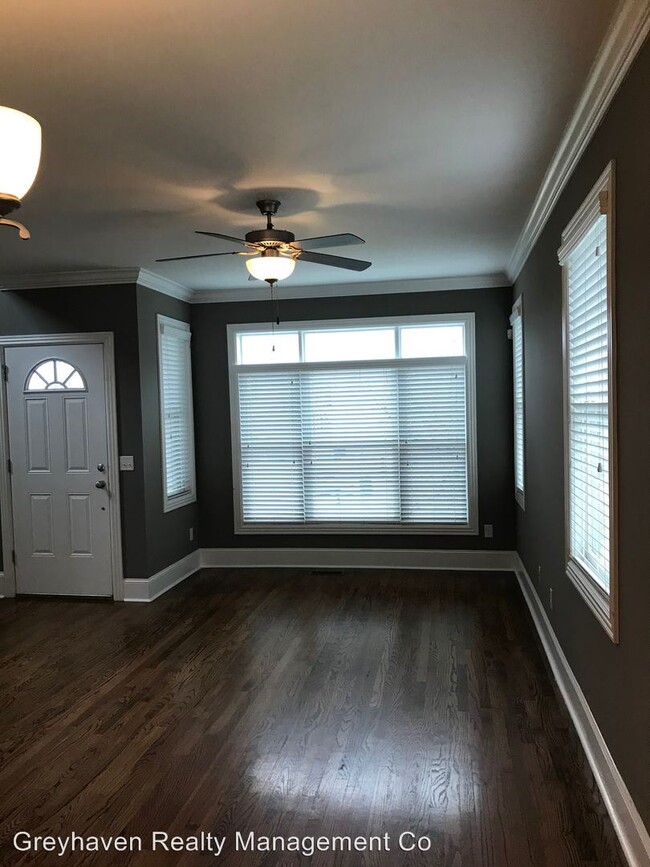 Building Photo - 3 br, 3 bath House - 901 Wall Street