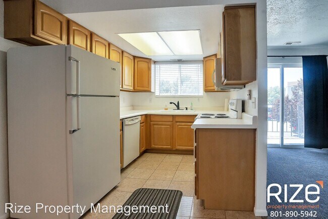 Building Photo - 4637 Quail Vista Cove