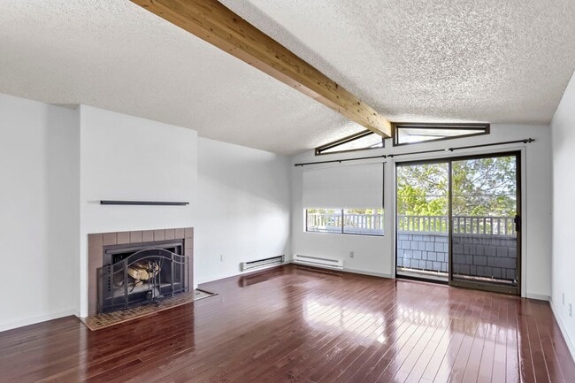 Building Photo - 4506 3rd Ave NW