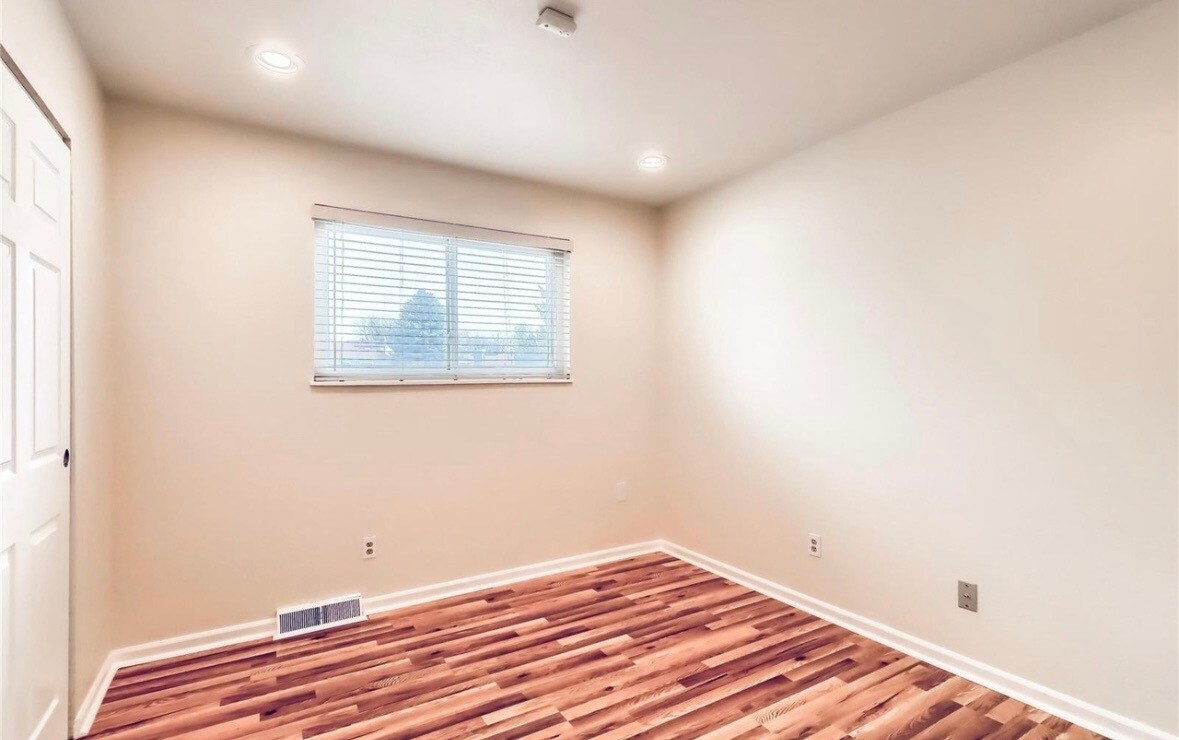 Building Photo - 4571 S Hannibal St