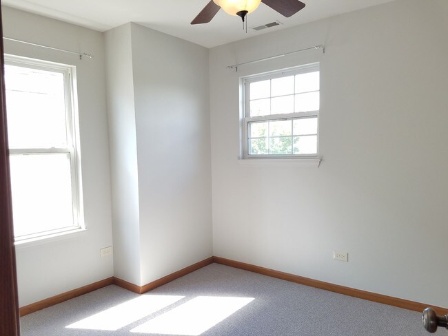 Building Photo - 3104 Nantucket Dr