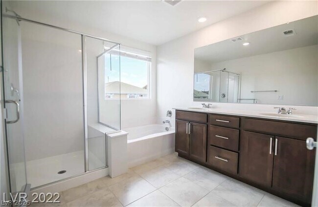 Building Photo - 8171 Calpena Ave