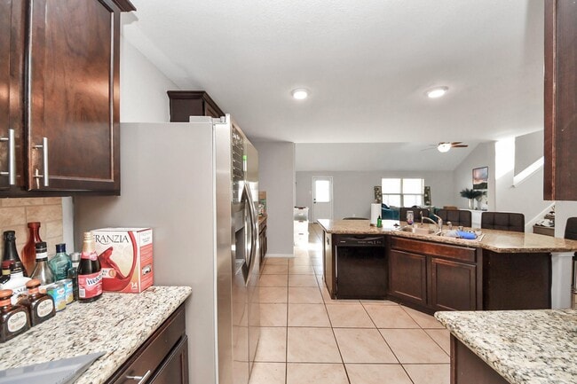 Building Photo - 18326 Trace Pointe Ln