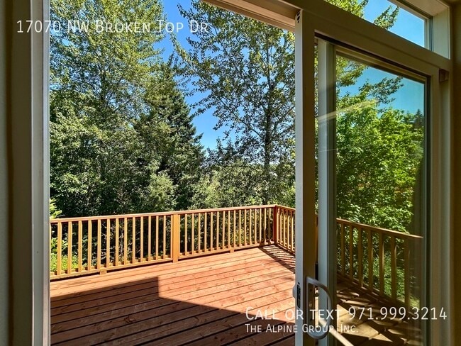 Building Photo - 17070 NW Broken Top Dr