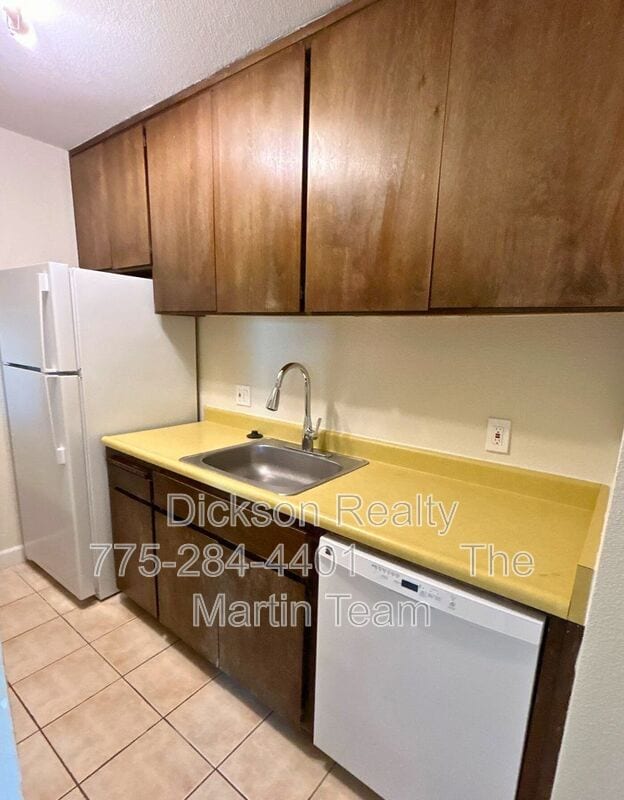 Building Photo - 2450 Lymbery St