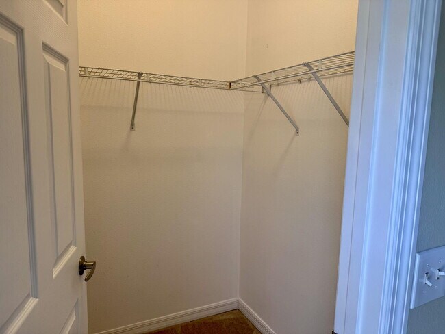 Building Photo - 1413 Retreat Cir