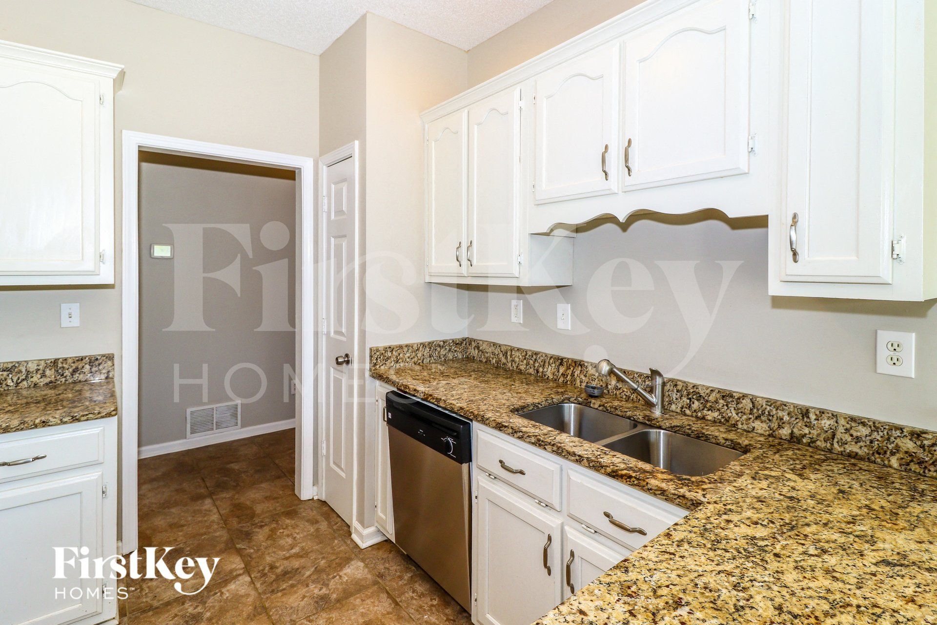 Building Photo - 9297 Sarsen Dr