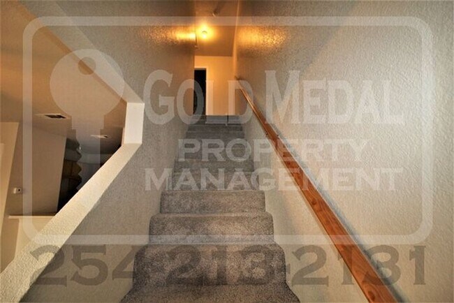 Building Photo - 4205 Alan Kent Dr