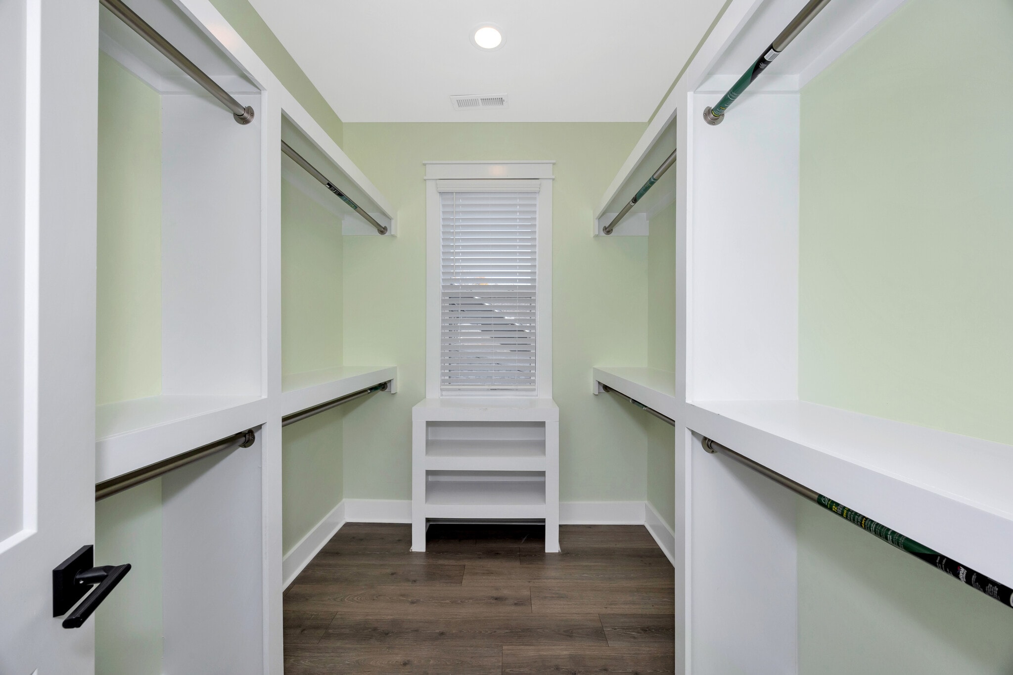 Building Photo - 2907 8th Ave SW