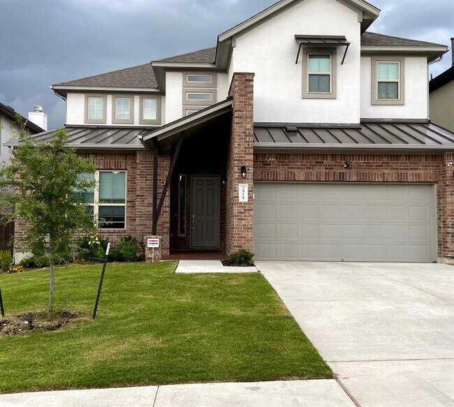Building Photo - 2918 Zelma Dr