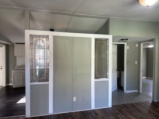 Building Photo - 61 Daniel Dr