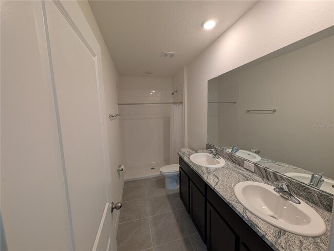 Building Photo - 11154 Crescent Deer Dr