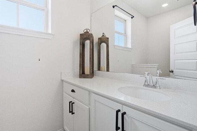Building Photo - 8525 Leroi Dr