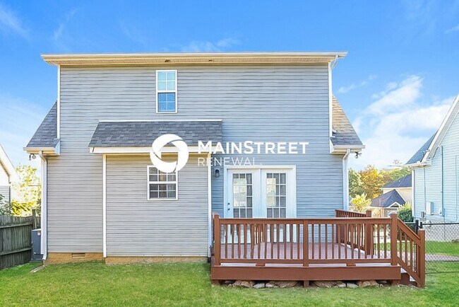 Building Photo - 3 Bedroom Pet-Friendly Home in ANTIOCH, TN with Main Street Renewal