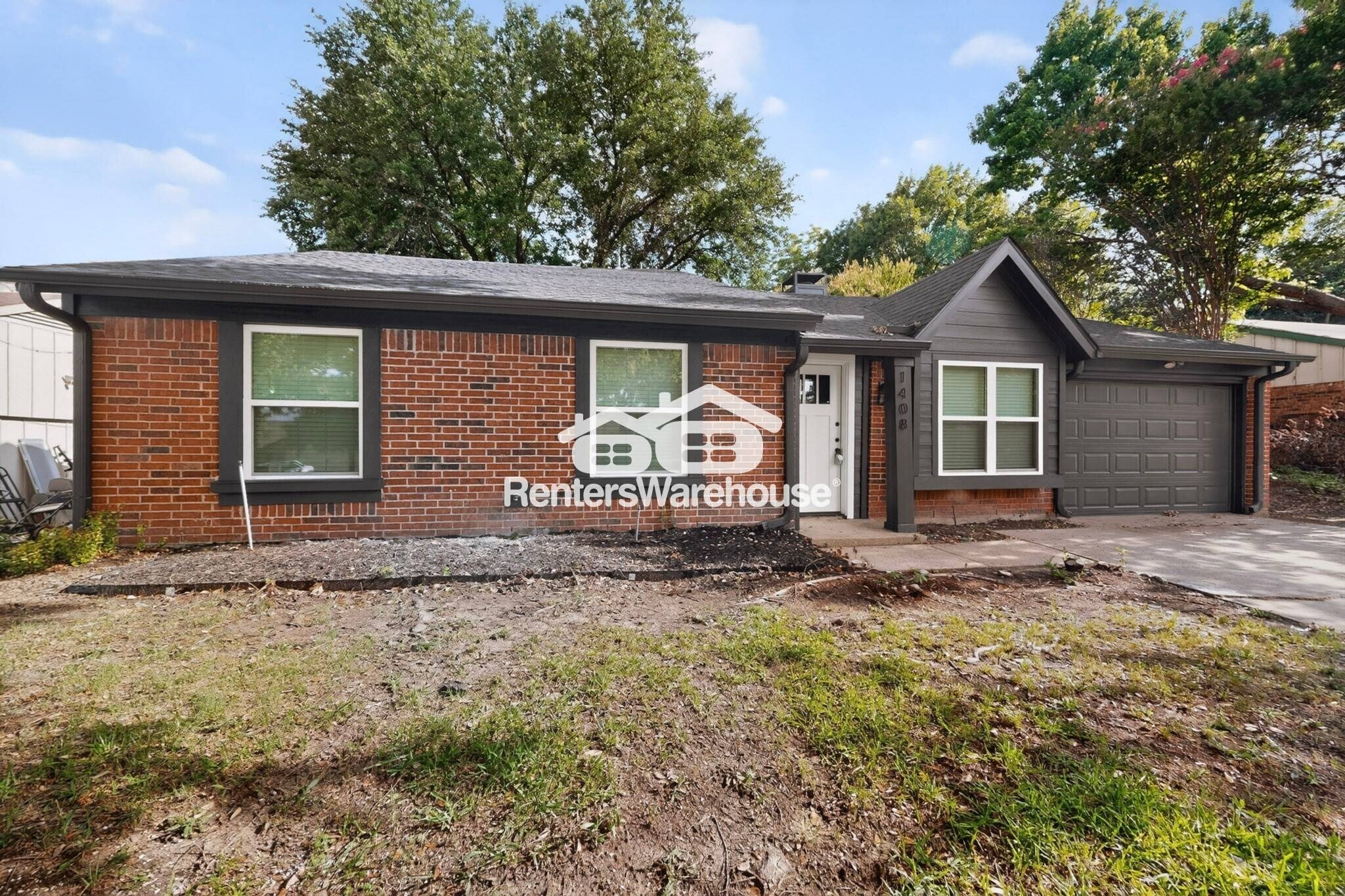 Building Photo - 1408 Seely St