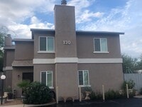 Building Photo - Mills Drive Charmer