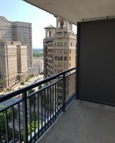 Building Photo - 620 Peachtree St NE