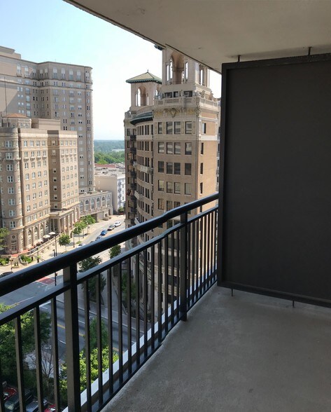 Balcony - 620 Peachtree St NE