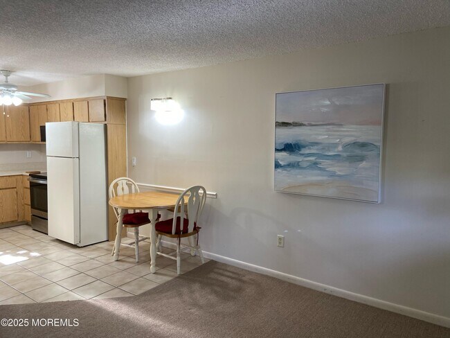 Building Photo - 548 Ocean Blvd