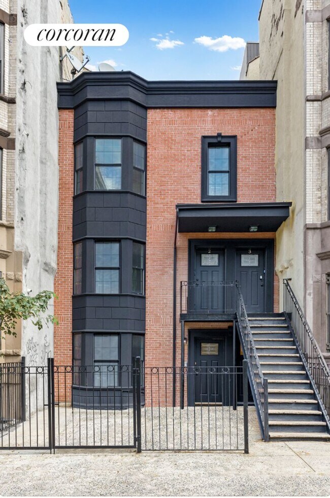 Building Photo - 139 Albany Ave