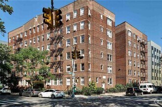 Building Photo - 1825 Foster Ave