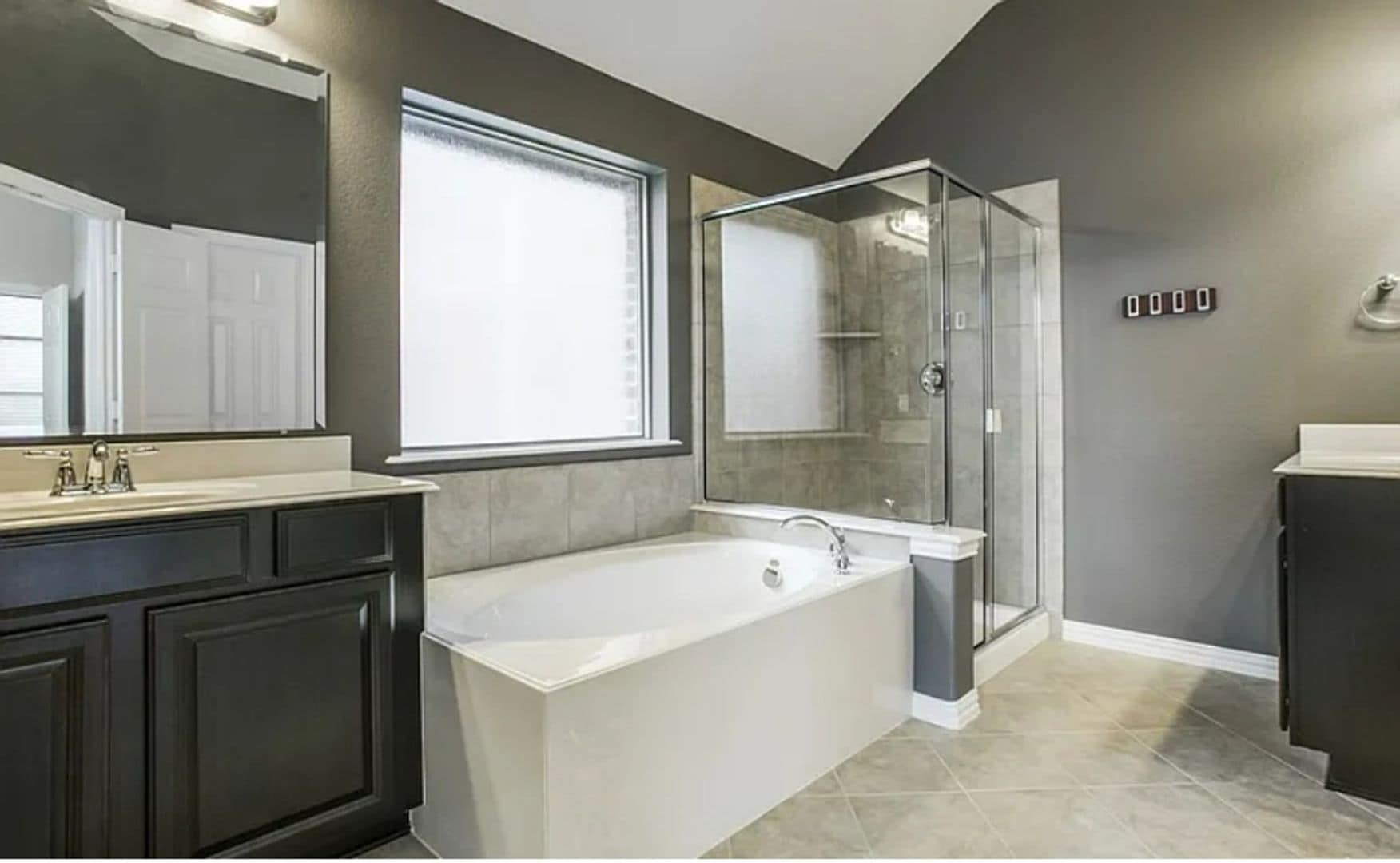 Building Photo - 817 Ferrule Dr