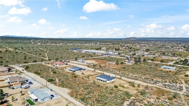 Building Photo - 993 Rancho Rd