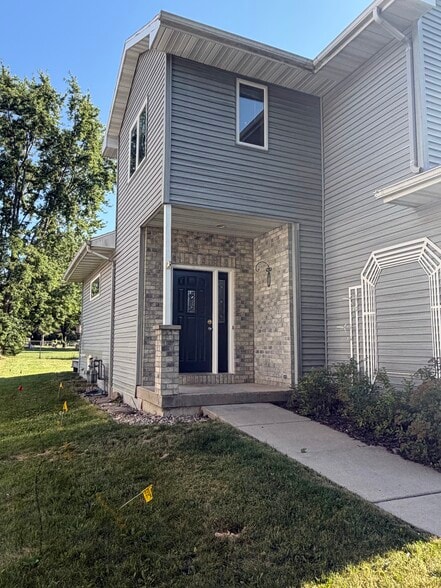 Front door - 207 Llanos St