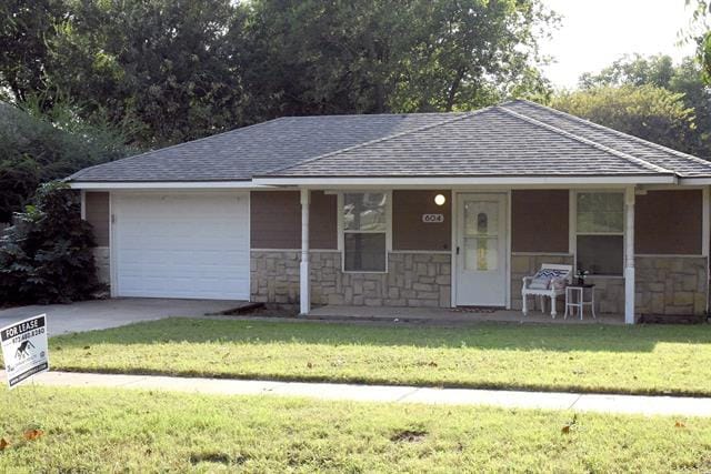 Primary Photo - 604 S Maxey St