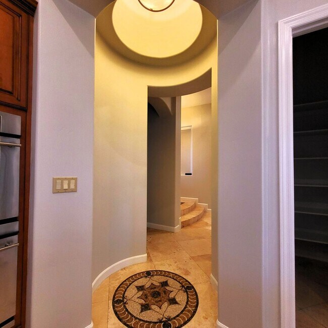 Building Photo - FIRST MONTH RENT FREE!!! BEAUTIFUL HOME ON...
