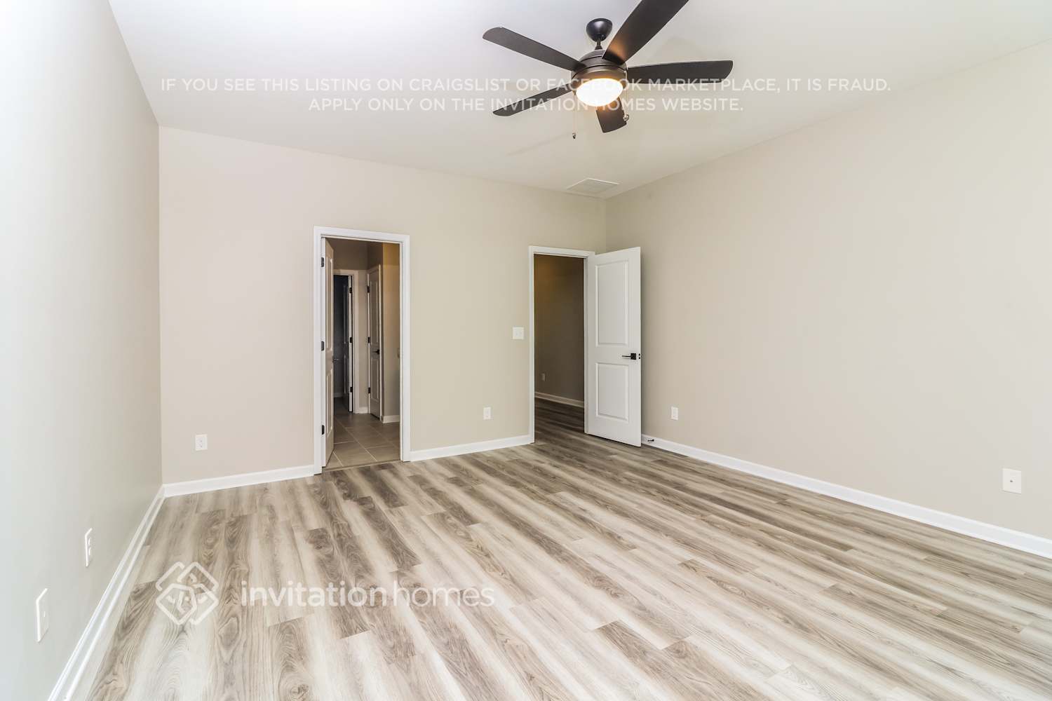 Building Photo - 3100 Azteca Wy