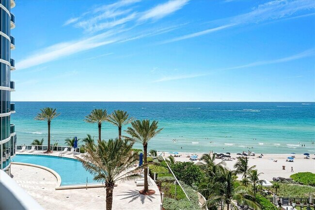 Building Photo - 17201 Collins Ave