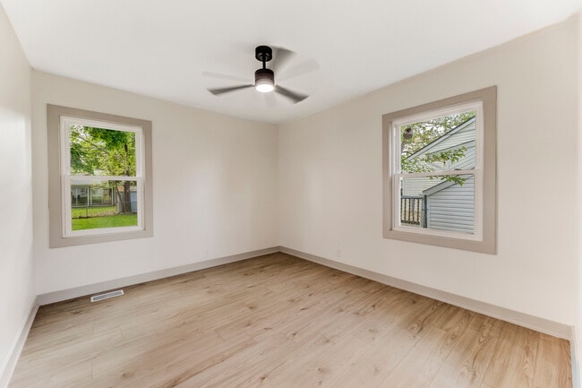Building Photo - 519 Everette Ave