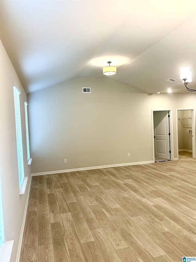 Building Photo - 5204 Simms Rdg